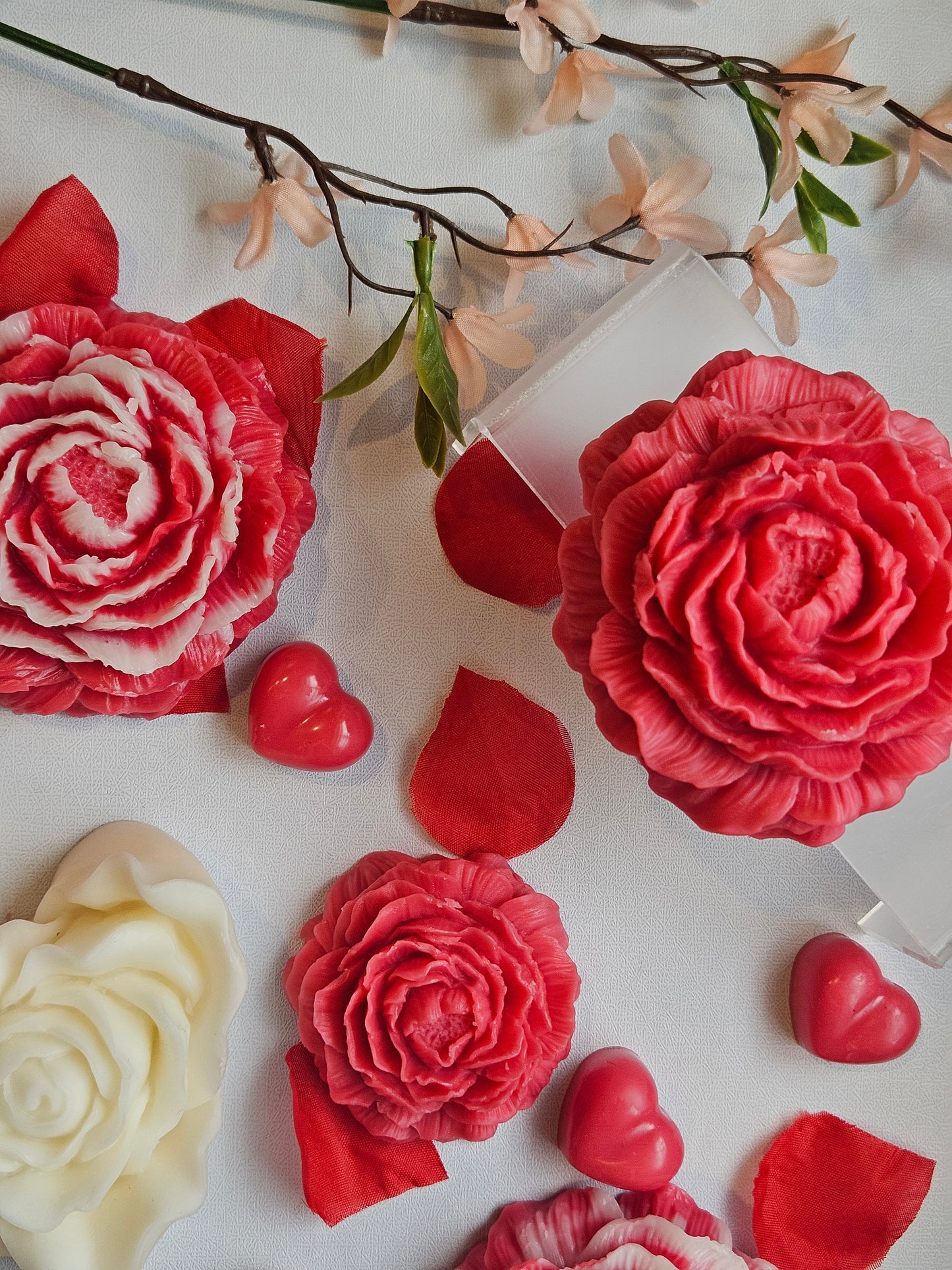 Love in Full Bloom Flower Scented Candle