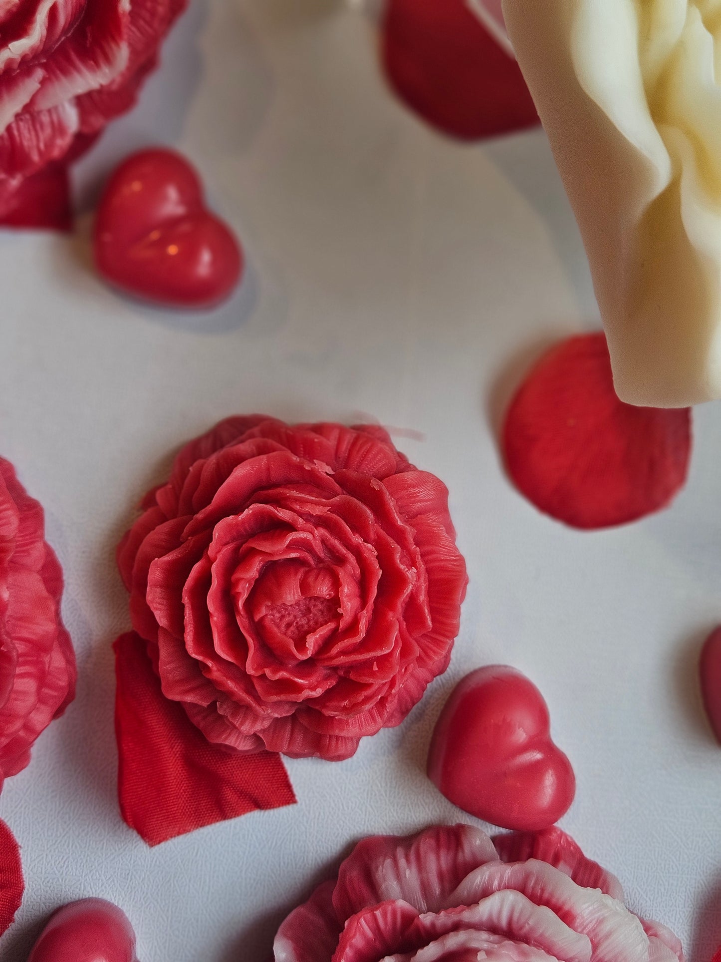 Love in Full Bloom Flower Scented Candle